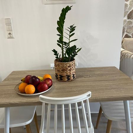 Aleria Central Apartments Naxos City Екстер'єр фото