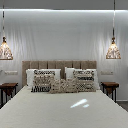 Aleria Central Apartments Naxos City Екстер'єр фото