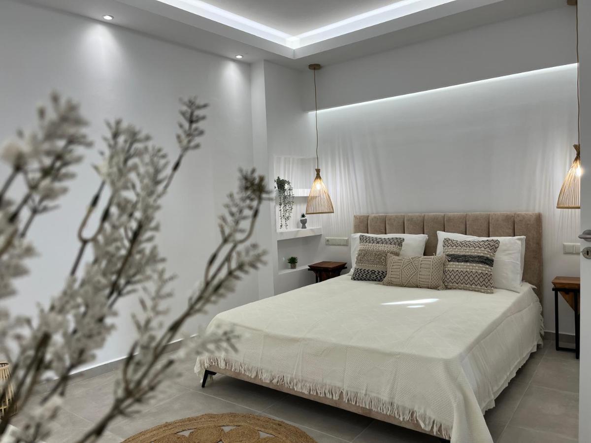 Aleria Central Apartments Naxos City Екстер'єр фото