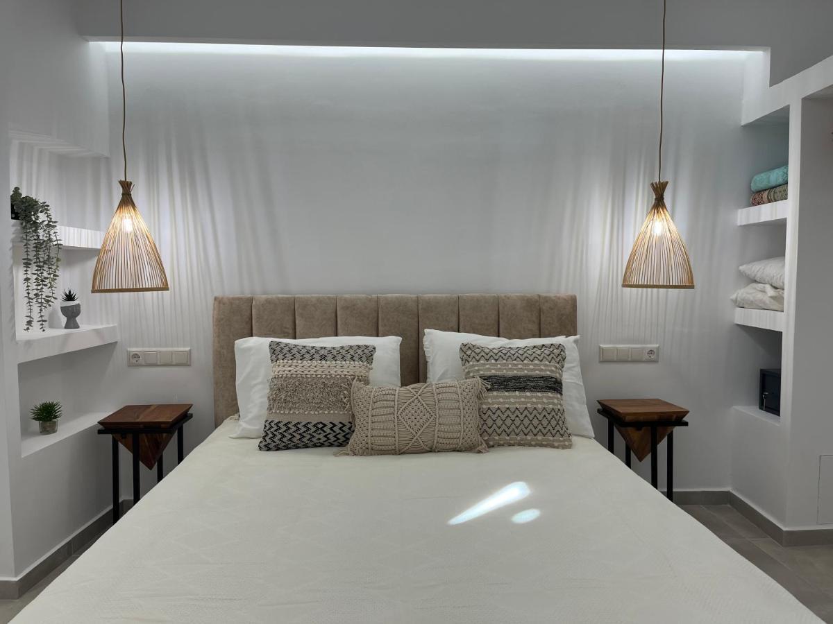 Aleria Central Apartments Naxos City Екстер'єр фото
